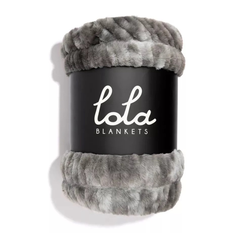 Lola baby blanket gray preowned